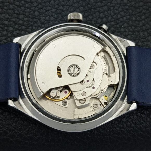 Vintage 1974 Ricoh Automatic Mens Silver Watch W/daydate & Blue accents - Picture 10 of 10